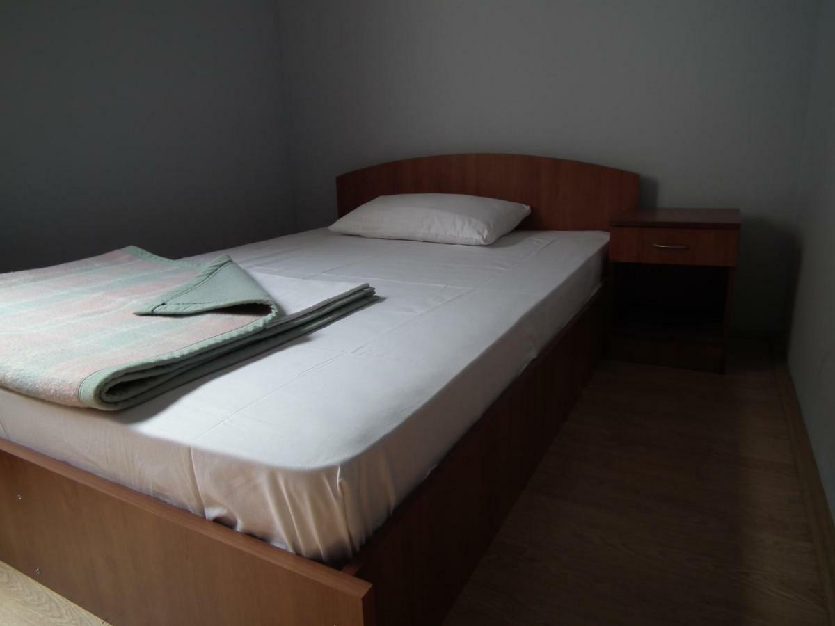 Nasa Tvrdava Guest Accommodation Novi Sad Exteriör bild